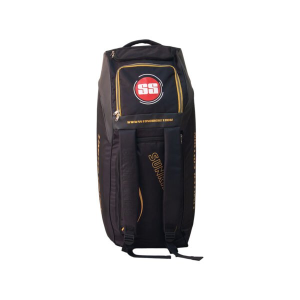 SS_limited_edition_black_kit-bag_with-wheels