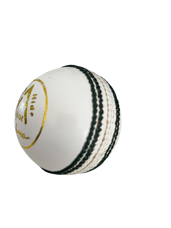 Grasshopper Clubman White Leather Ball – Perfect for Club Cricket
