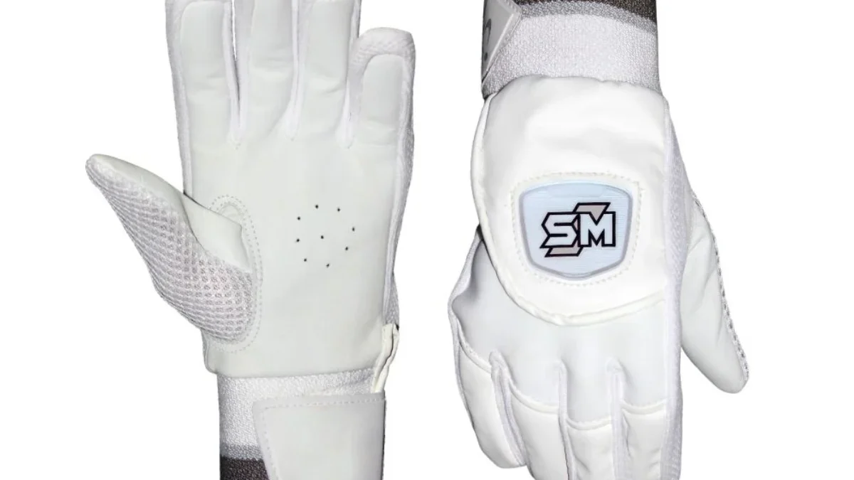 Shop Quality Batting Gloves Online at sportsheim cricket store